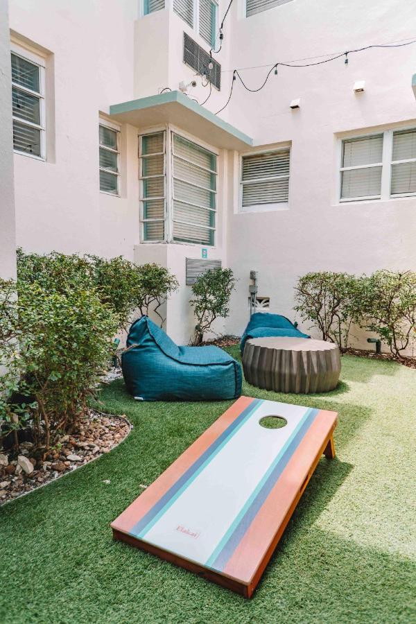 Ostello Beds N' Drinks Miami Beach Esterno foto